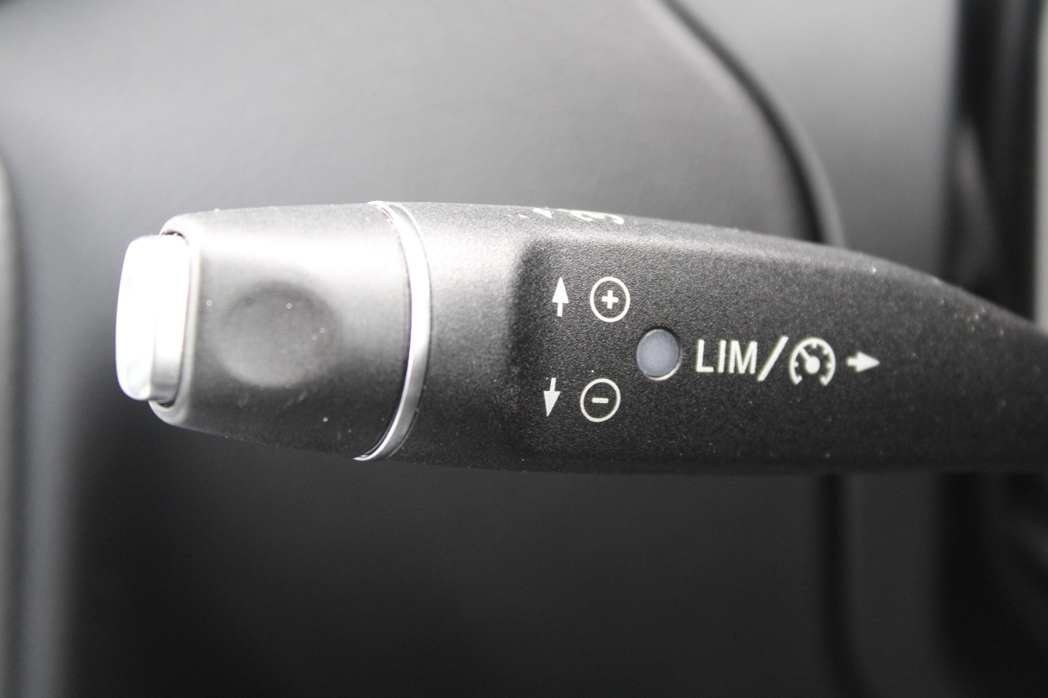 Used Mercedes-Benz SLC 2018 for sale - 77725109: Photo 23