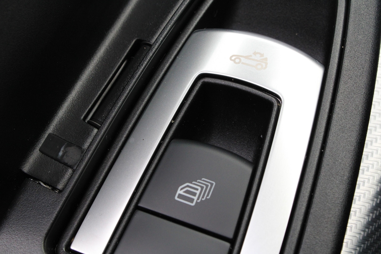 Used Mercedes-Benz SLC 2018 for sale - 77725109: Photo 26