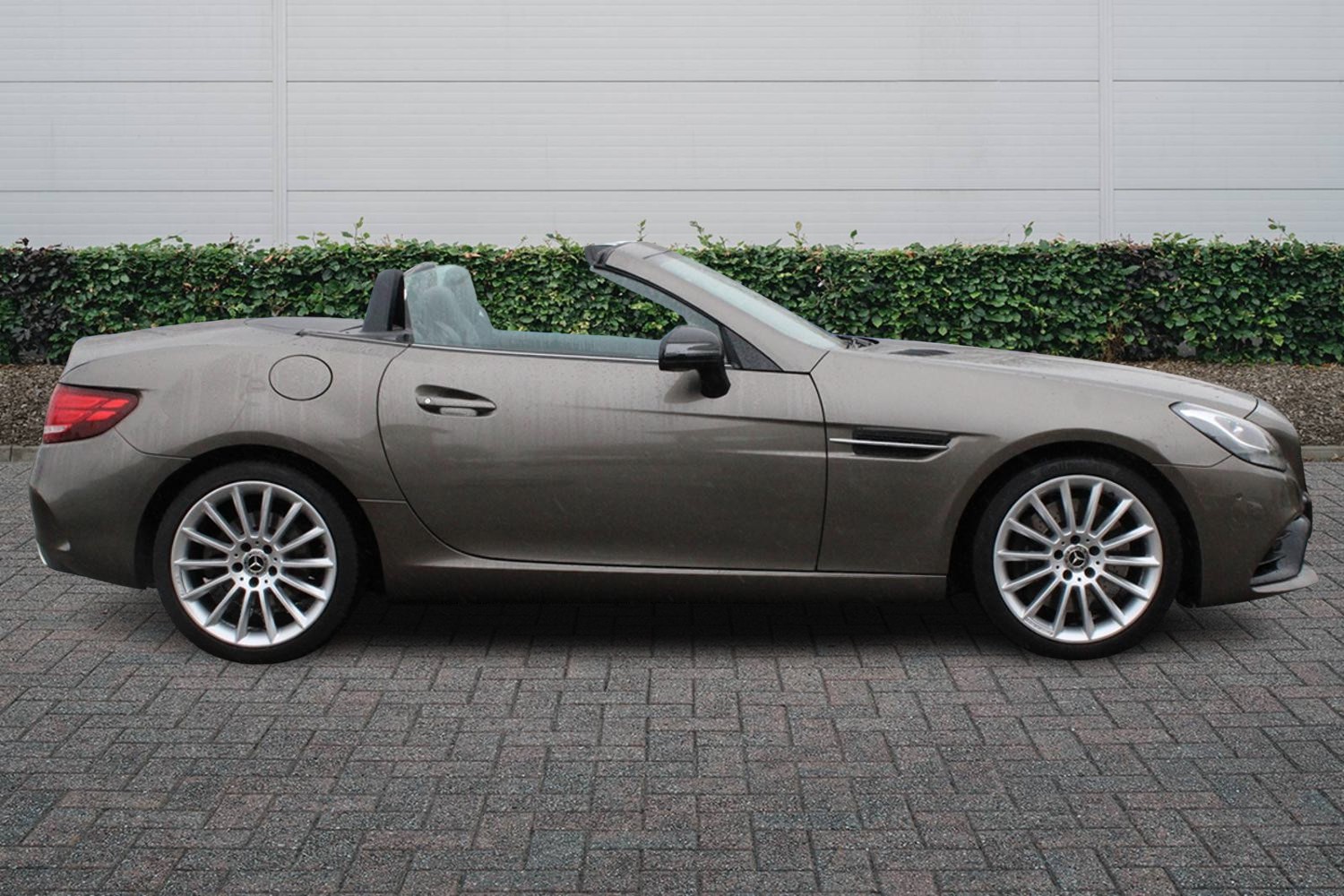 Used Mercedes-Benz SLC 2018 for sale - 77725109: Photo 5