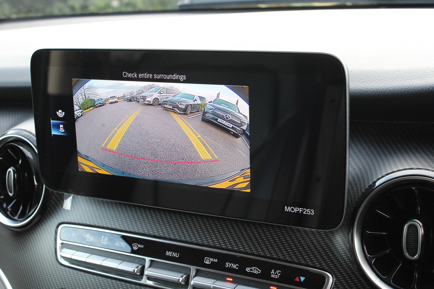 Used Mercedes-Benz V-Class 2021 for sale - 77512219: Photo 20