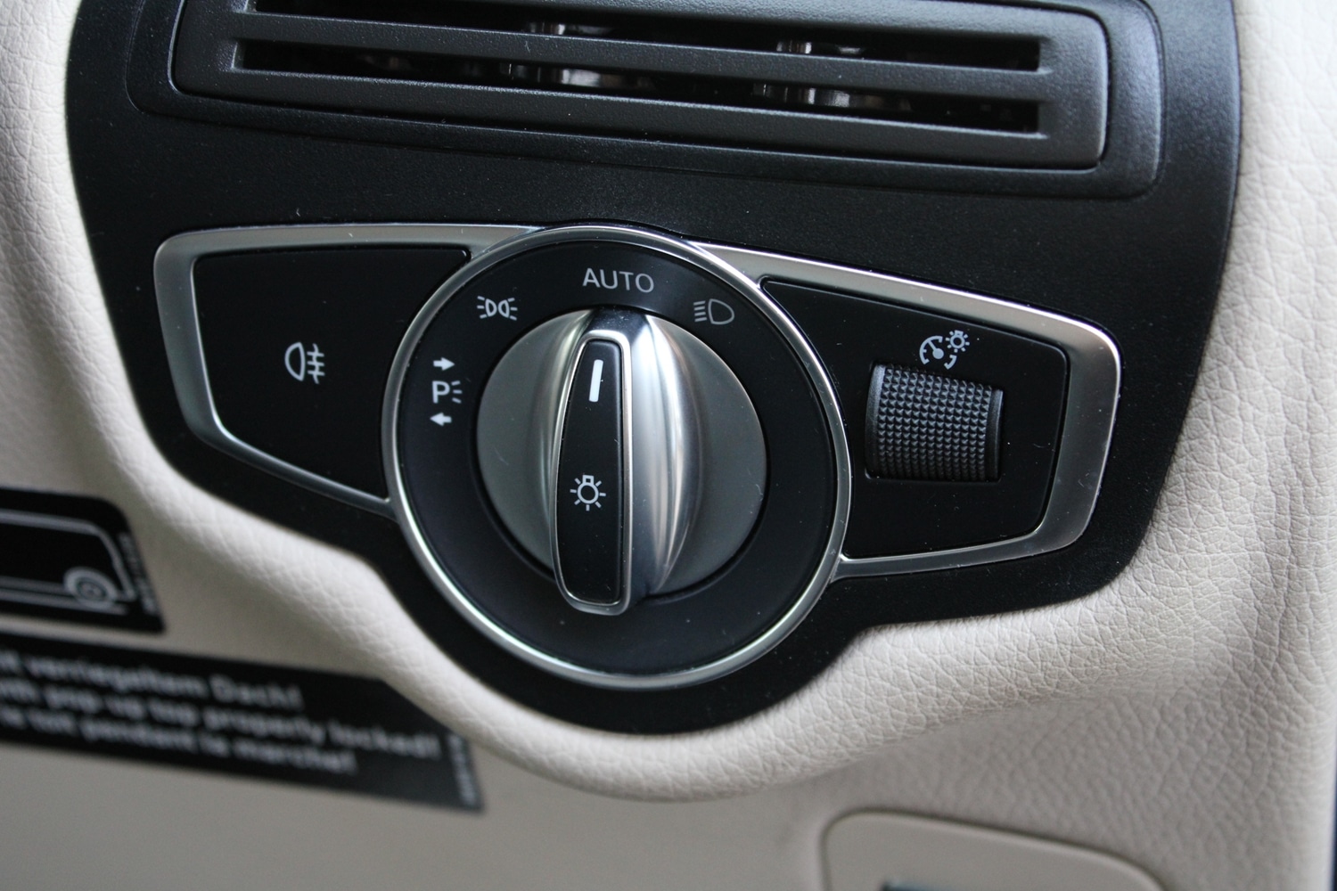 Used Mercedes-Benz V-Class 2021 for sale - 77512219: Photo 25