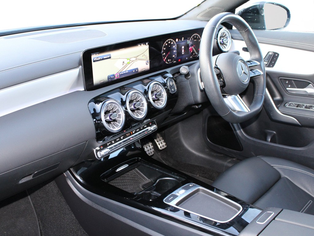 Used Mercedes-Benz CLA 2024 for sale - 76730781: Photo 3