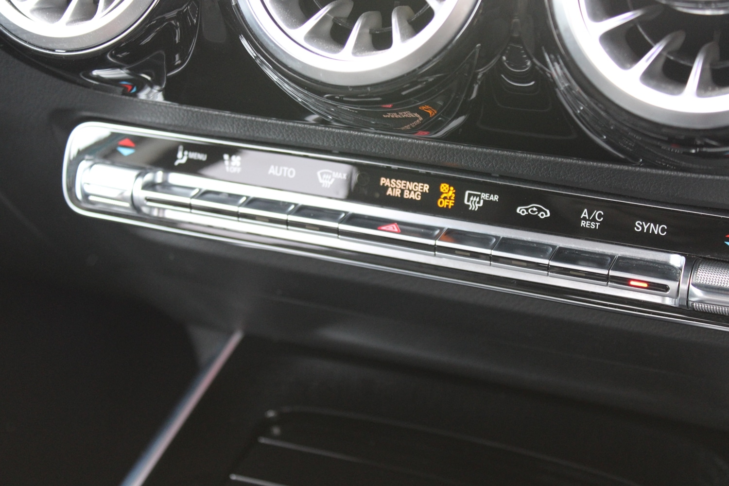 Used Mercedes-Benz GLA 2023 for sale - 77599820: Photo 20