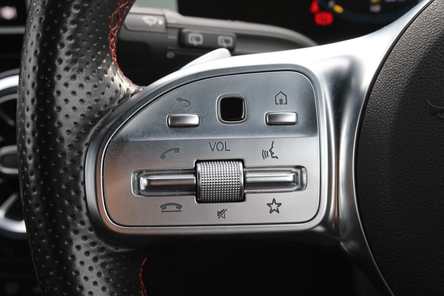 Used Mercedes-Benz GLA 2023 for sale - 77599820: Photo 26