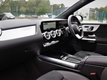 Used Mercedes-Benz B Class 2024 for sale - 77427402: Photo