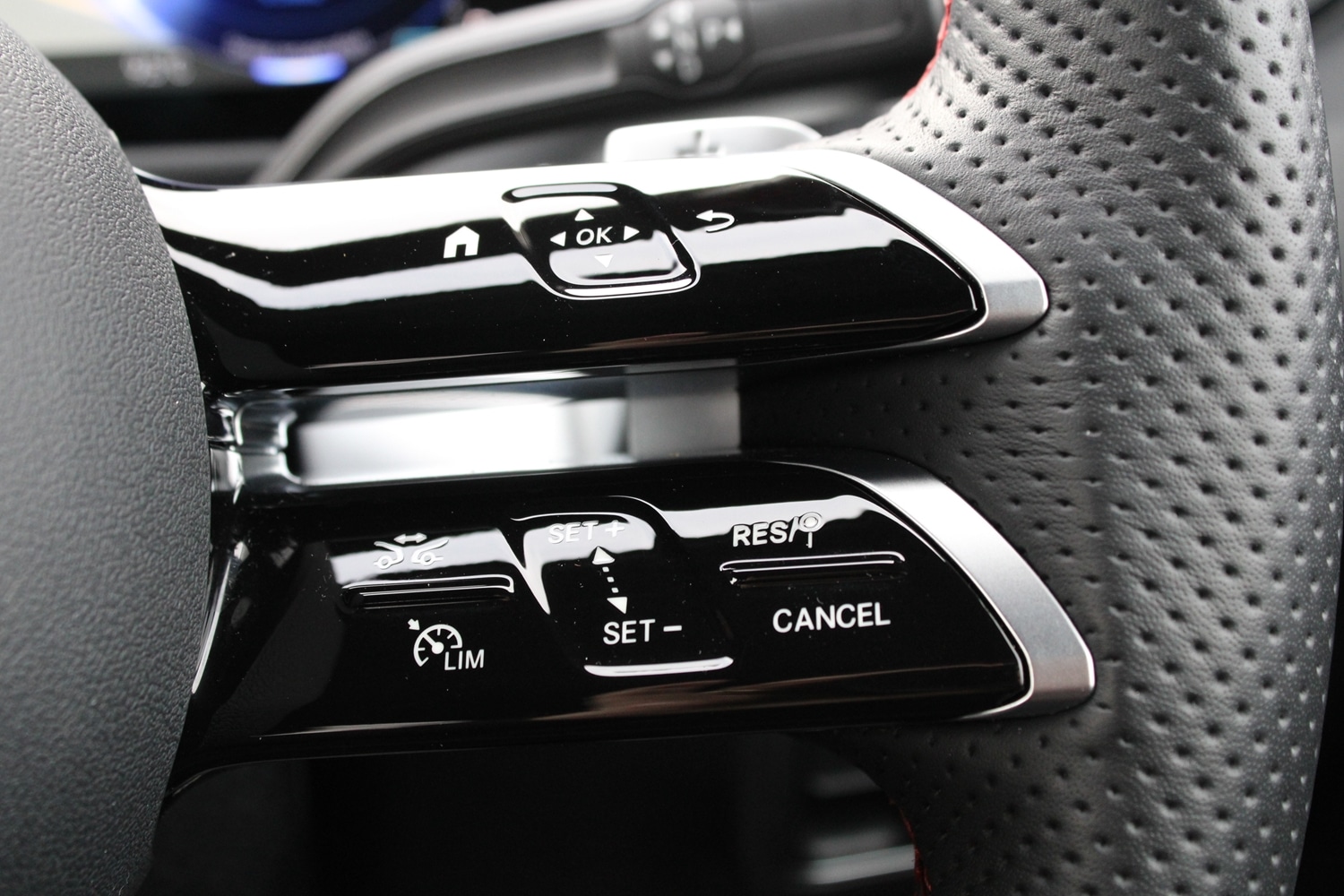 Used Mercedes-Benz EQB 2025 for sale - 77725181: Photo 28