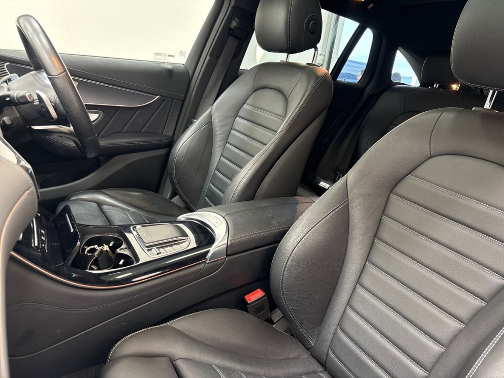 Used Mercedes-Benz EQC 2021 for sale - 76716831: Photo 3