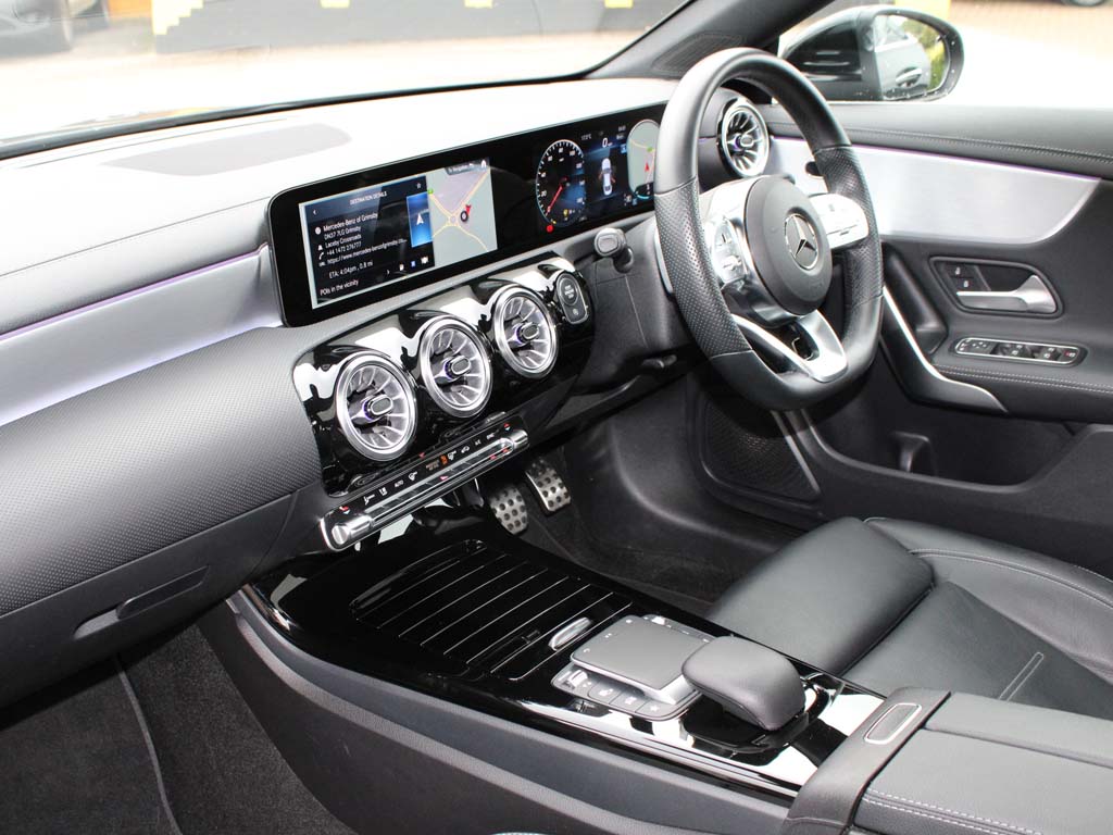 Used Mercedes-Benz CLA 2022 for sale - 76111623: Photo 3