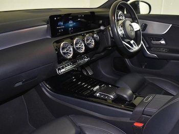 Used Mercedes-Benz CLA 2020 for sale - 76400300: Photo