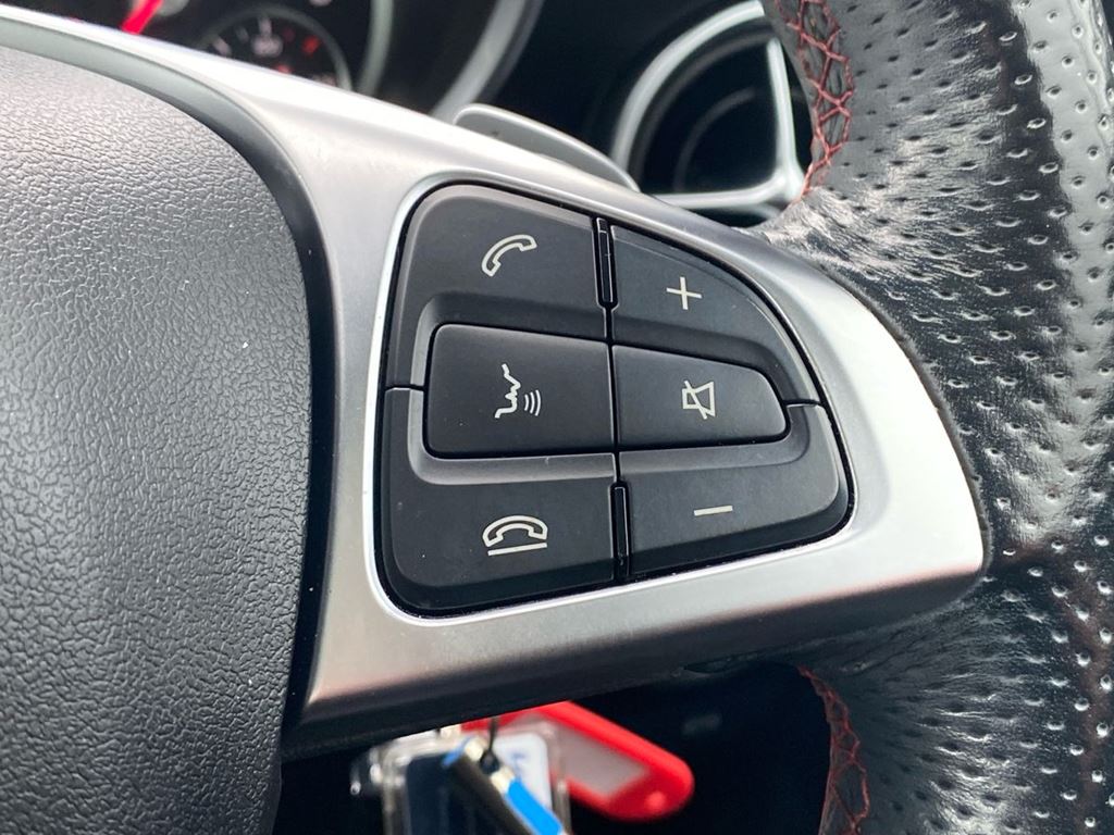 Used Mercedes-Benz SLC 2017 for sale - 77046397: Photo 7