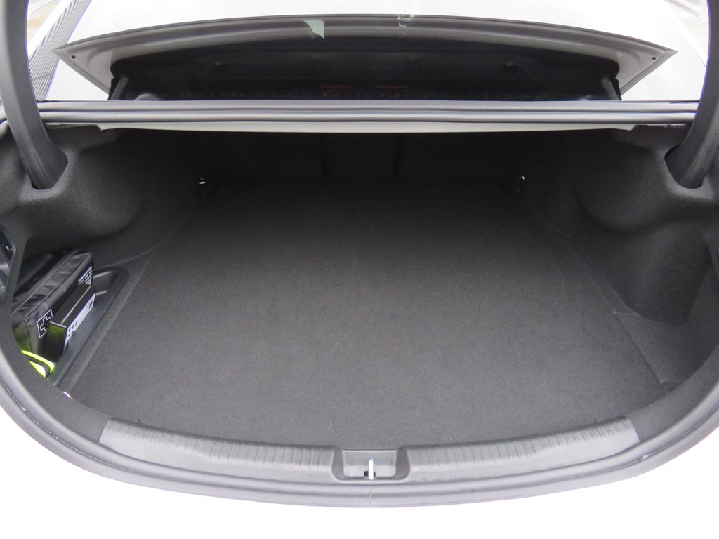 Used Mercedes-Benz C Class 2023 for sale - 76327852: Photo 11