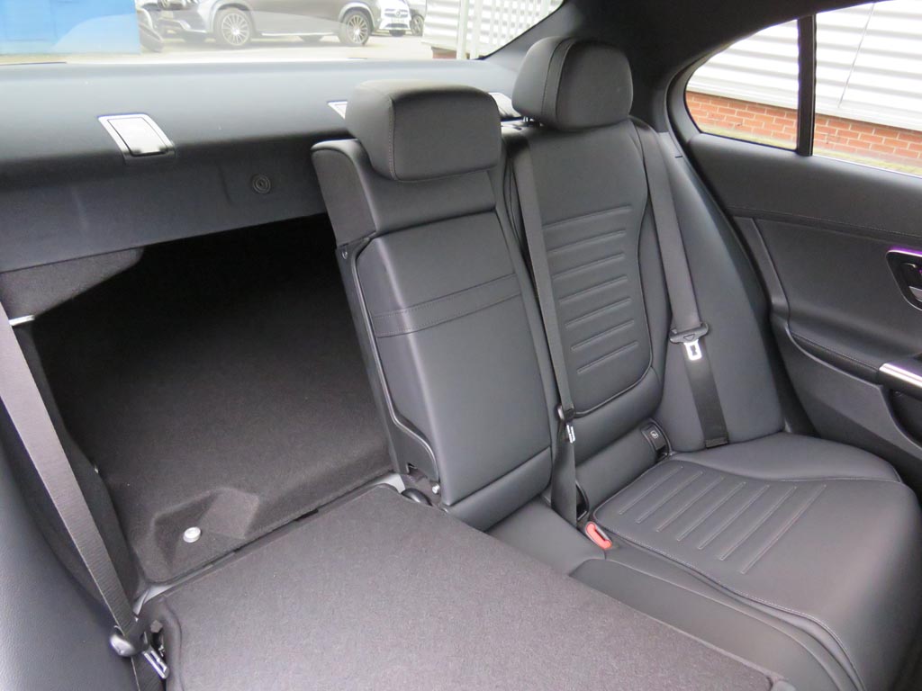 Used Mercedes-Benz C Class 2023 for sale - 76327852: Photo 17