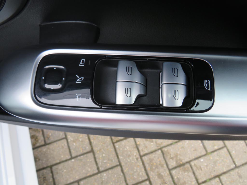 Used Mercedes-Benz C Class 2023 for sale - 76327852: Photo 24