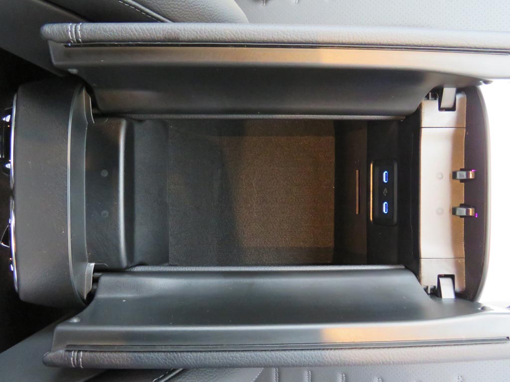 Used Mercedes-Benz C Class 2023 for sale - 76327852: Photo 32