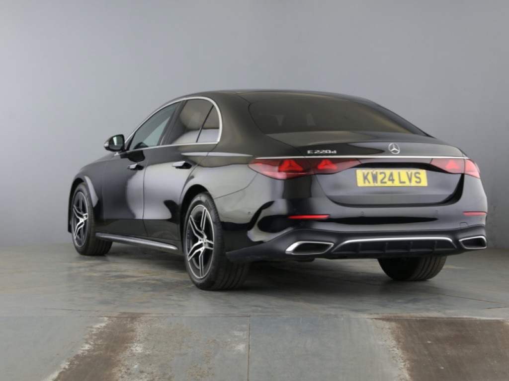 Used Mercedes-Benz E Class 2024 for sale - 76662325: Photo 2