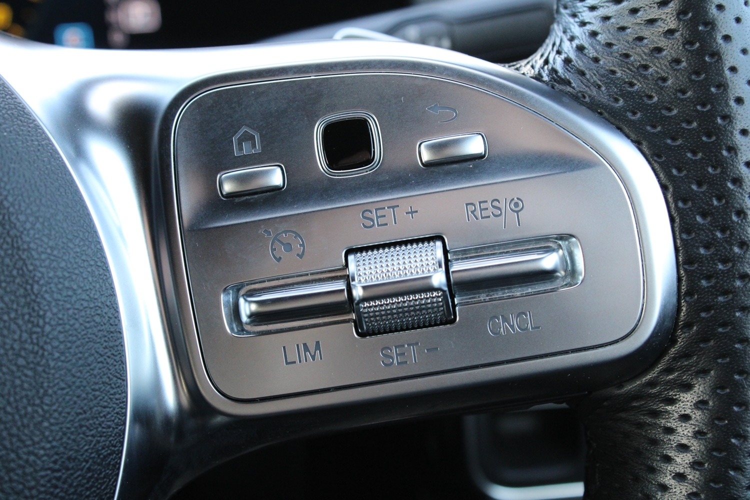 Used Mercedes-Benz CLA 2022 for sale - 77770696: Photo 18