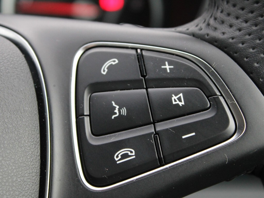 Used Mercedes-Benz V-Class 2024 for sale - 77239249: Photo 22