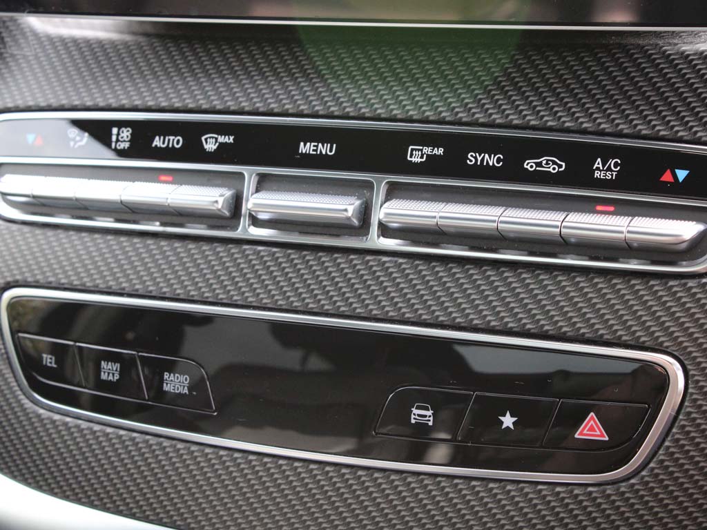 Used Mercedes-Benz V-Class 2023 for sale - 76123933: Photo 11
