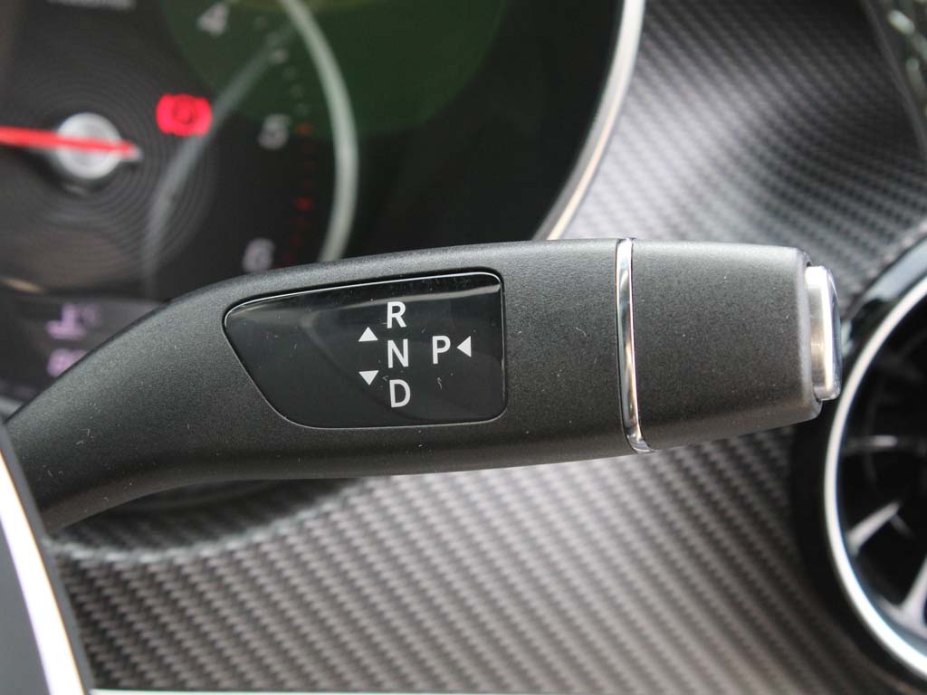Used Mercedes-Benz V-Class 2023 for sale - 76123933: Photo 17