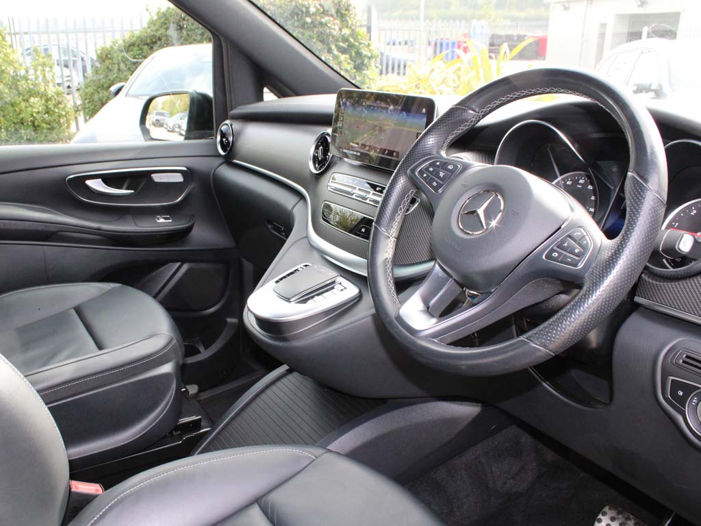 Used Mercedes-Benz V-Class 2023 for sale - 76123933: Photo 22