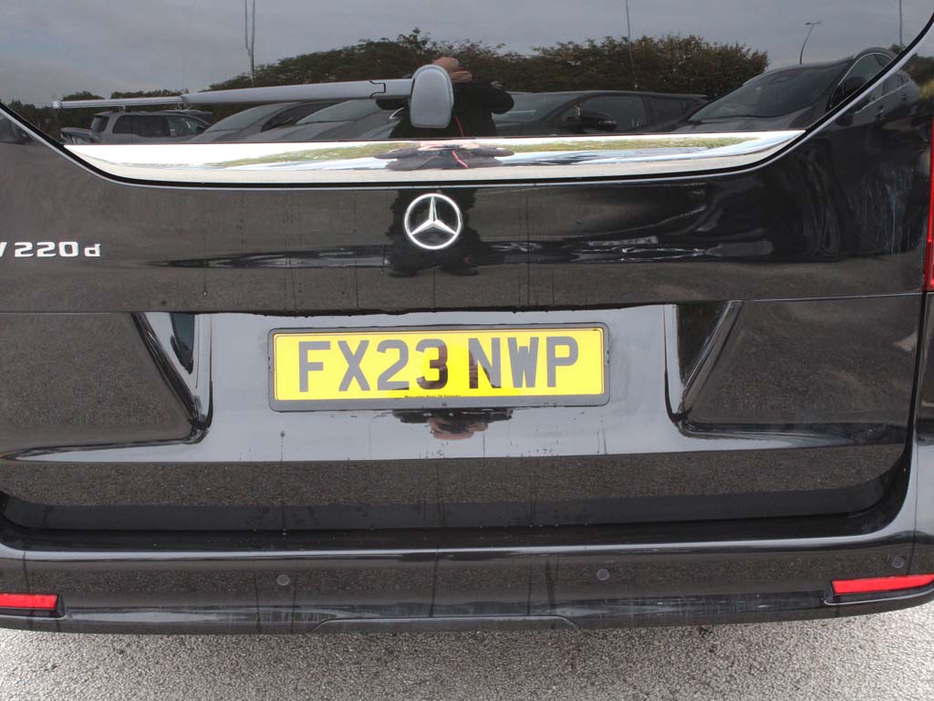 Used Mercedes-Benz V-Class 2023 for sale - 76123933: Photo 27