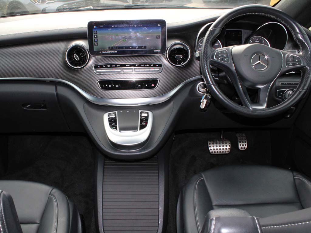 Used Mercedes-Benz V-Class 2023 for sale - 76123933: Photo 7