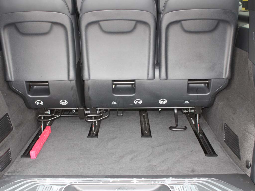 Used Mercedes-Benz V-Class 2023 for sale - 76123933: Photo 9