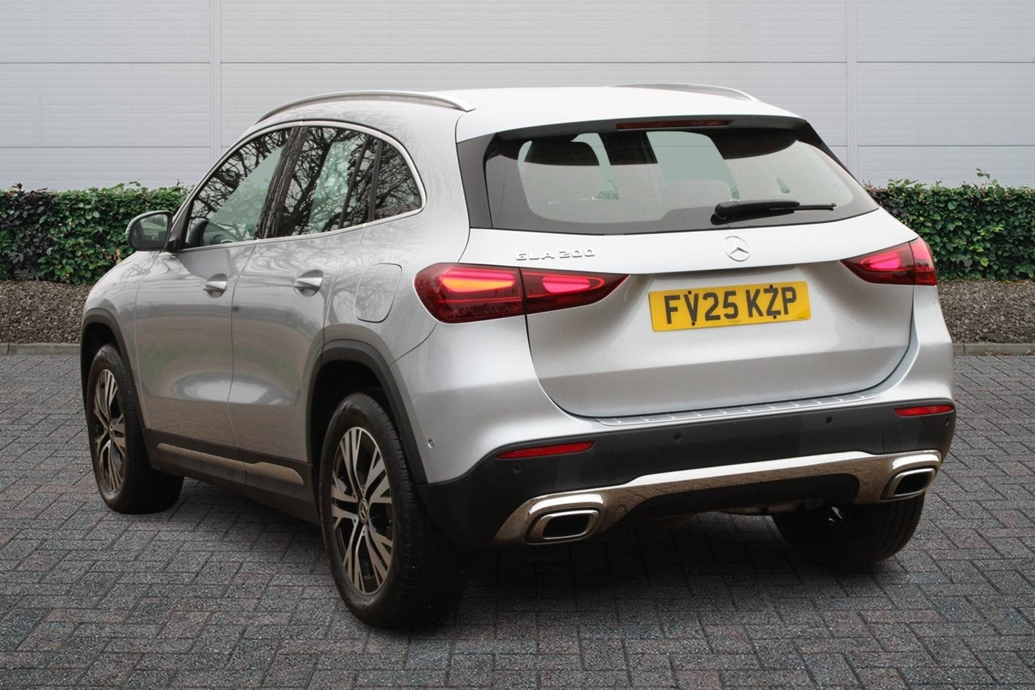 Used Mercedes-Benz GLA 2025 for sale - 77268828: Photo 2