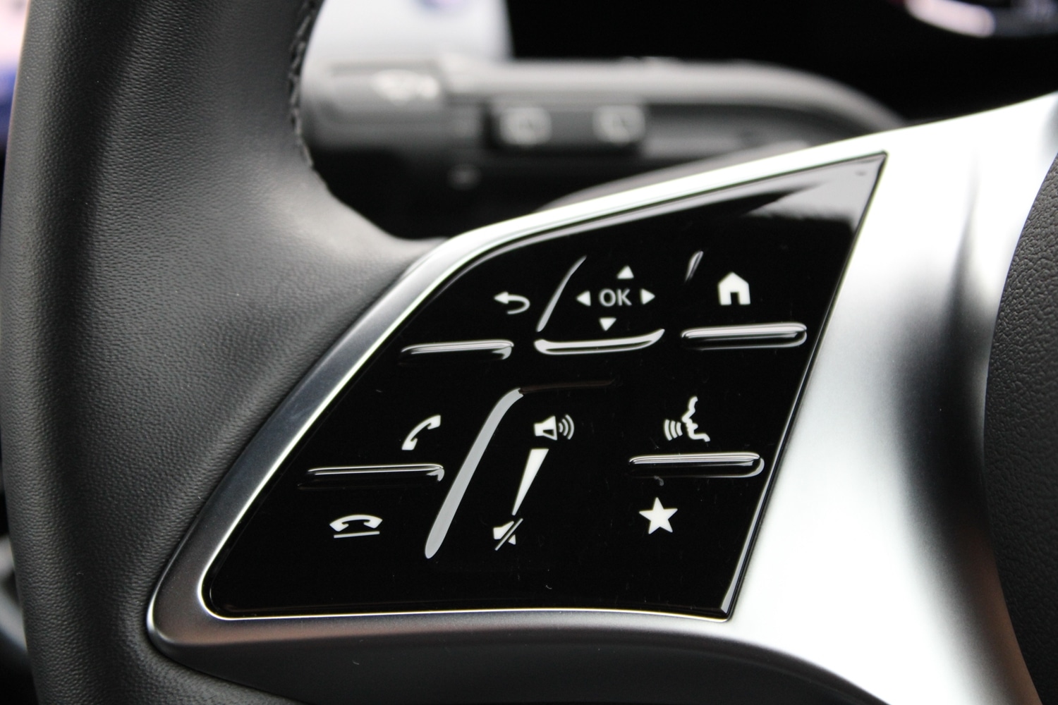 Used Mercedes-Benz GLA 2025 for sale - 77268828: Photo 32