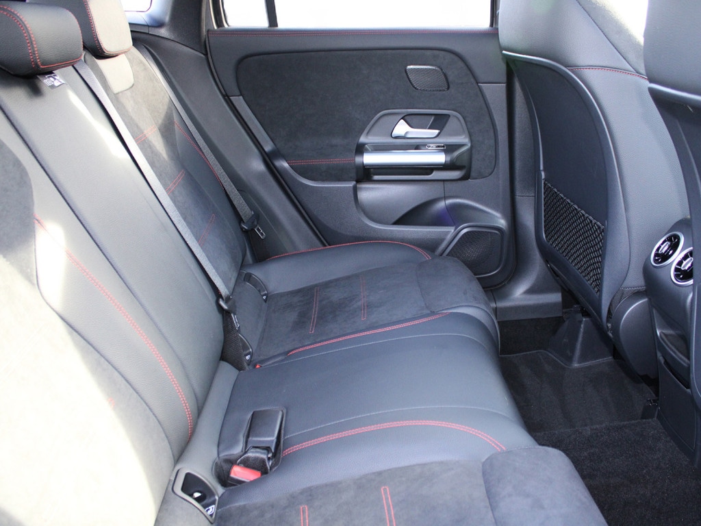 Used Mercedes-Benz GLA 2024 for sale - 76662384: Photo 15