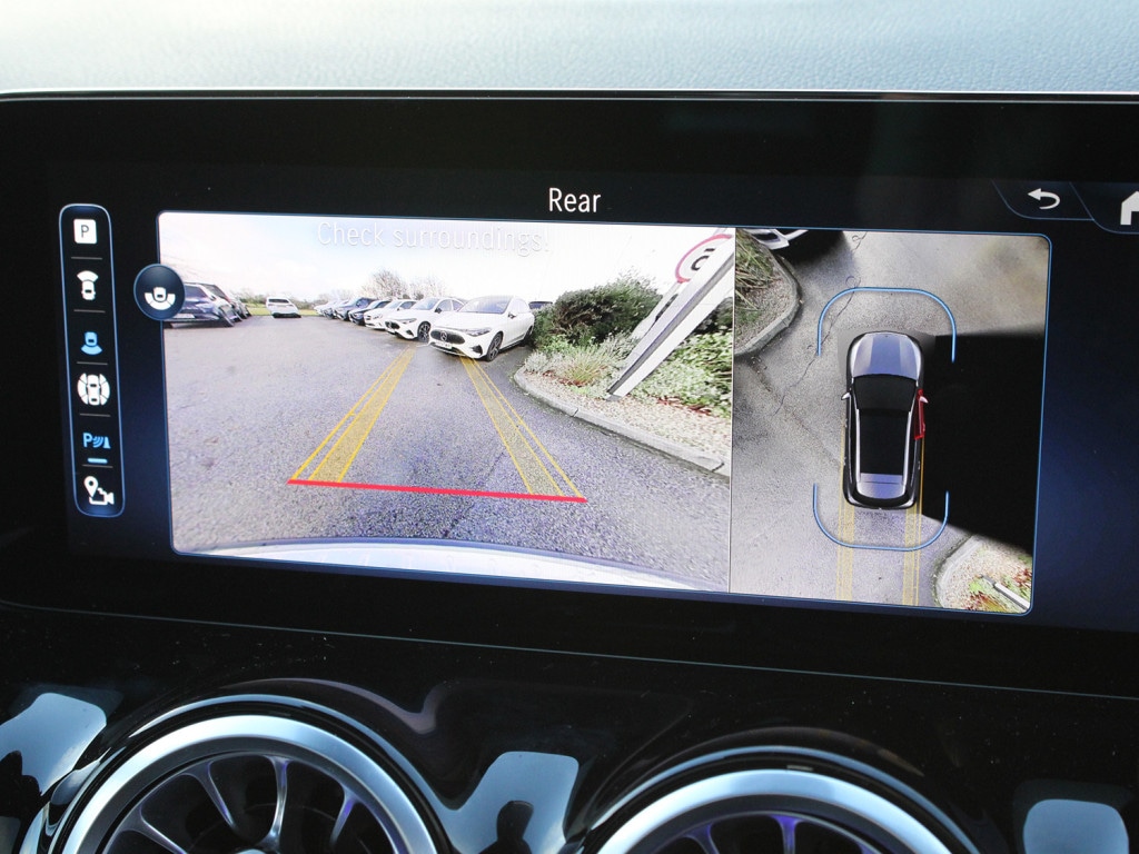 Used Mercedes-Benz GLA 2024 for sale - 76662384: Photo 23