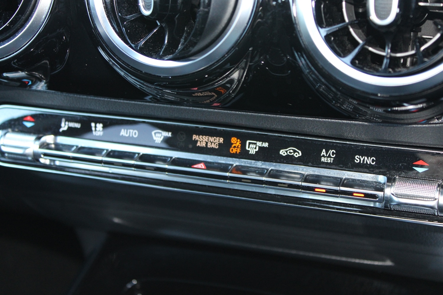 Used Mercedes-Benz GLA 2020 for sale - 77725295: Photo 25