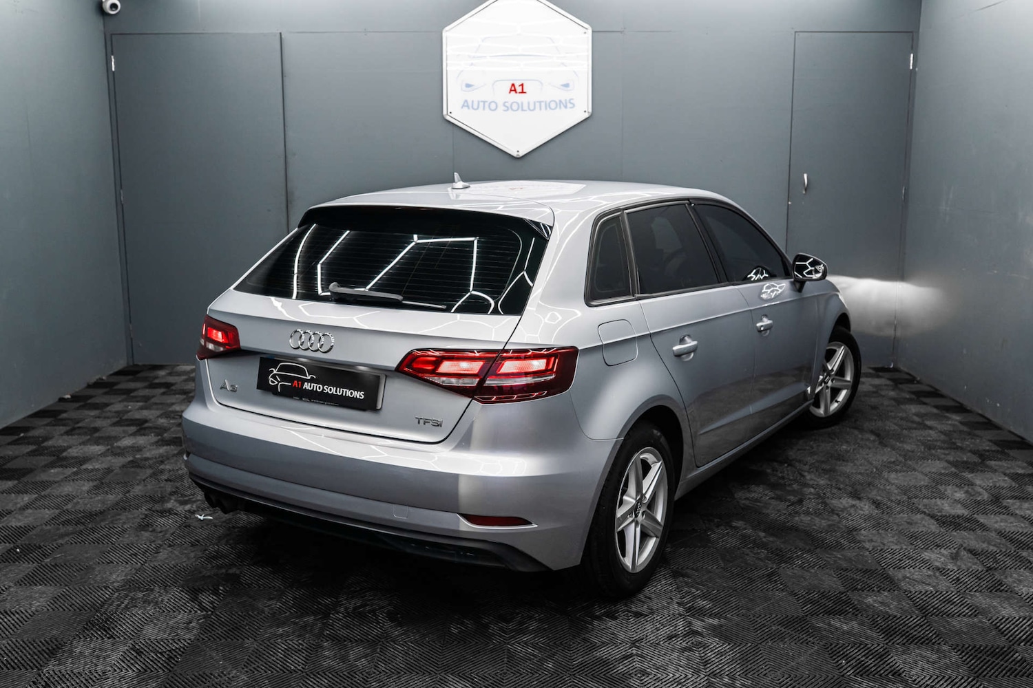 Used Audi A3 2017 for sale - 78015634: Photo 11