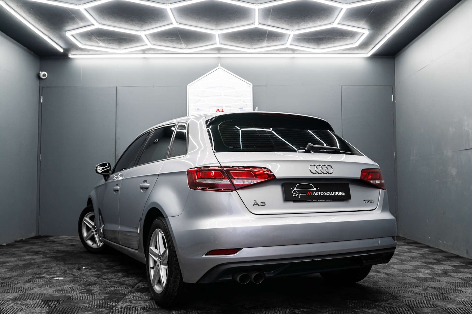 Used Audi A3 2017 for sale - 78015634: Photo 3