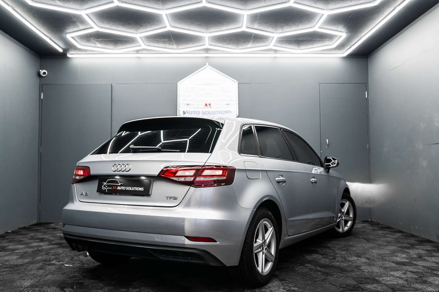 Used Audi A3 2017 for sale - 78015634: Photo 9