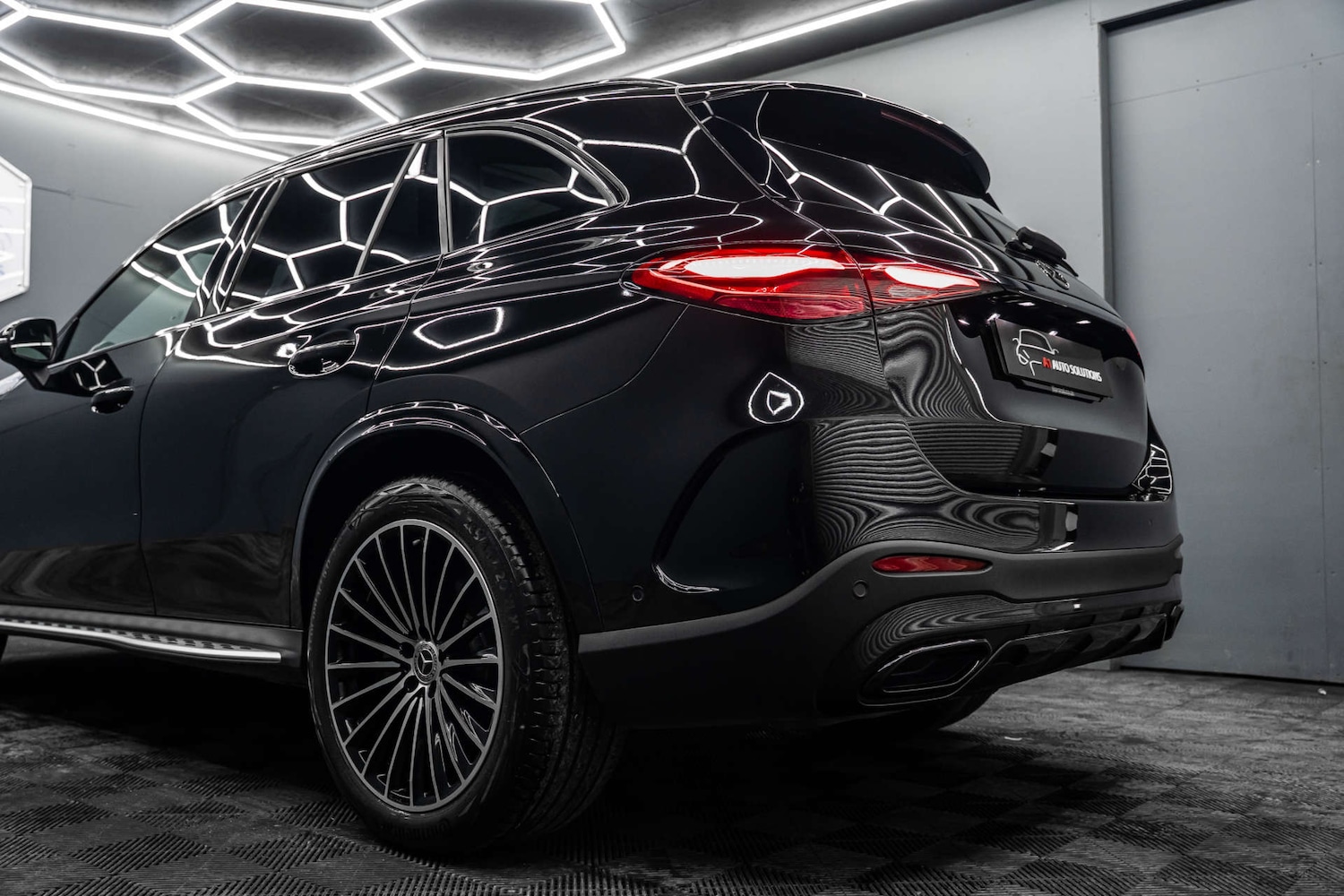 Used Mercedes-Benz GLC 2023 for sale - 78097379: Photo 11