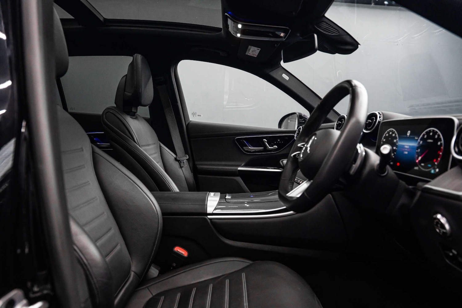 Used Mercedes-Benz GLC 2023 for sale - 78097379: Photo 16