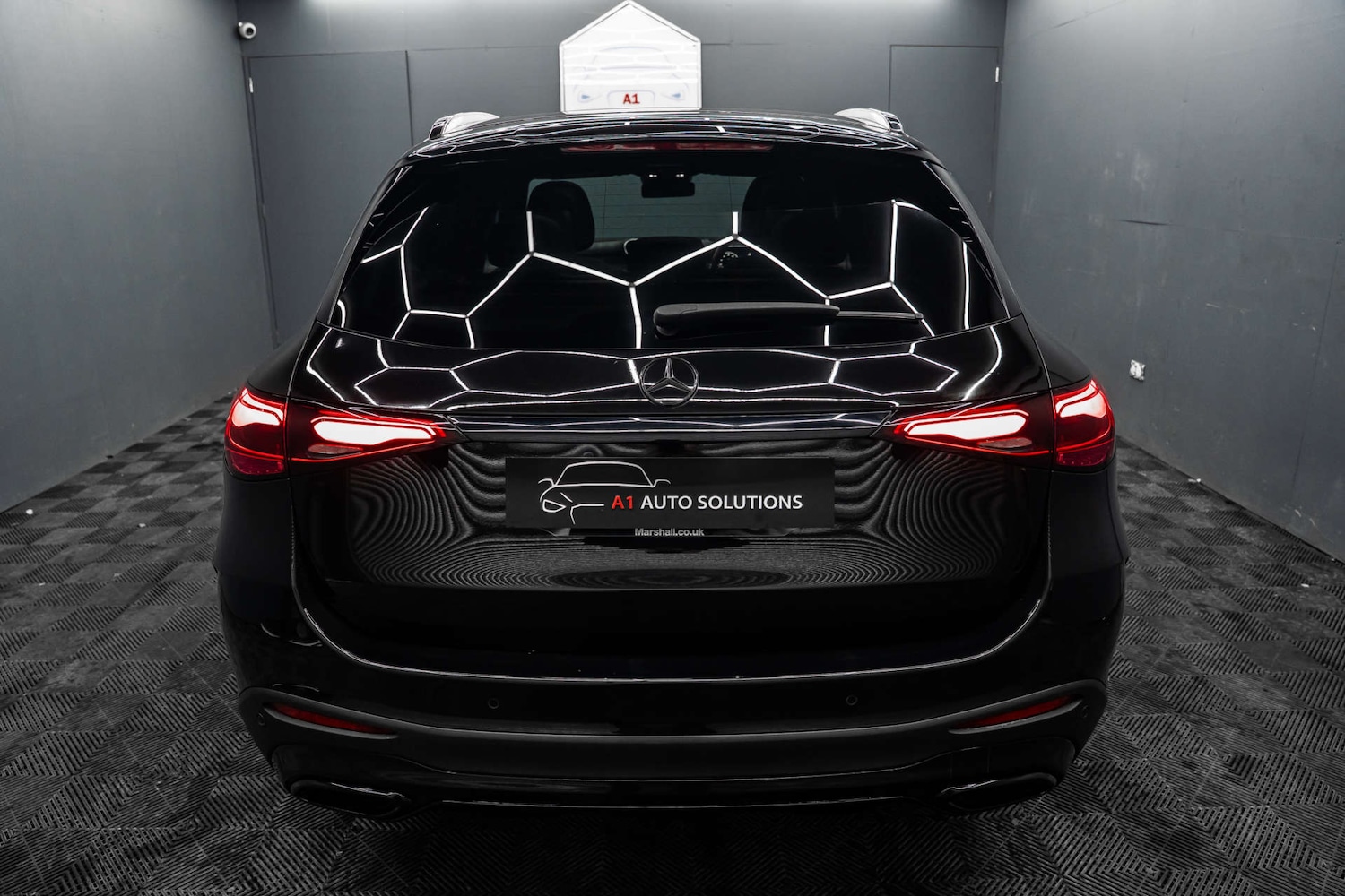 Used Mercedes-Benz GLC 2023 for sale - 78097379: Photo 3