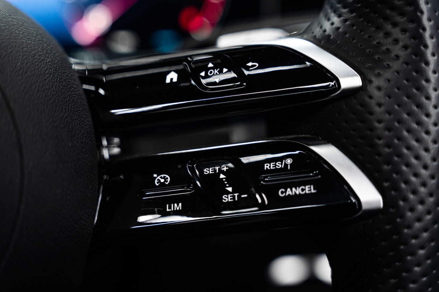 Used Mercedes-Benz GLC 2023 for sale - 78097379: Photo 35