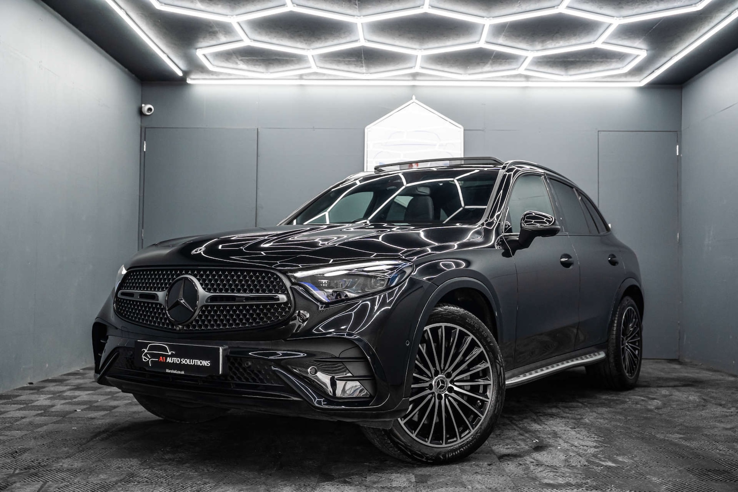 Used Mercedes-Benz GLC 2023 for sale - 78097379: Photo 5