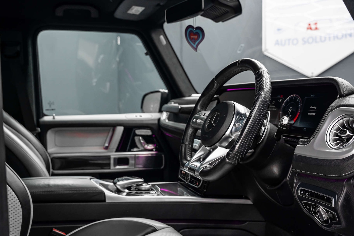 Used Mercedes-Benz G Class 2019 for sale - 78015640: Photo 2