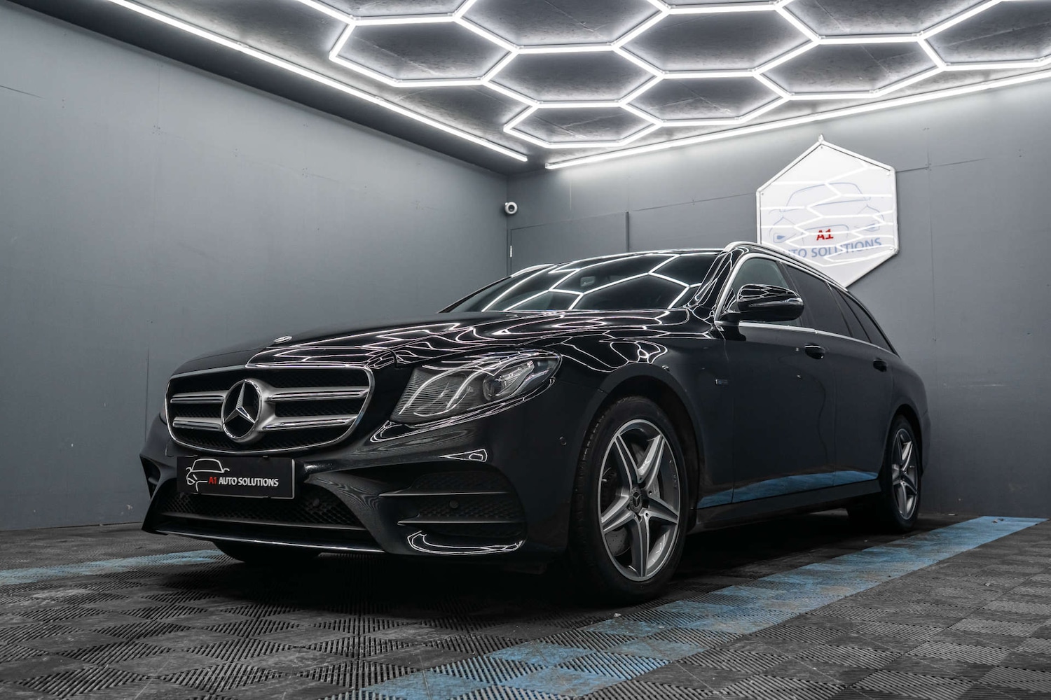 Used Mercedes-Benz E Class 2019 for sale - 78015643: Photo 3