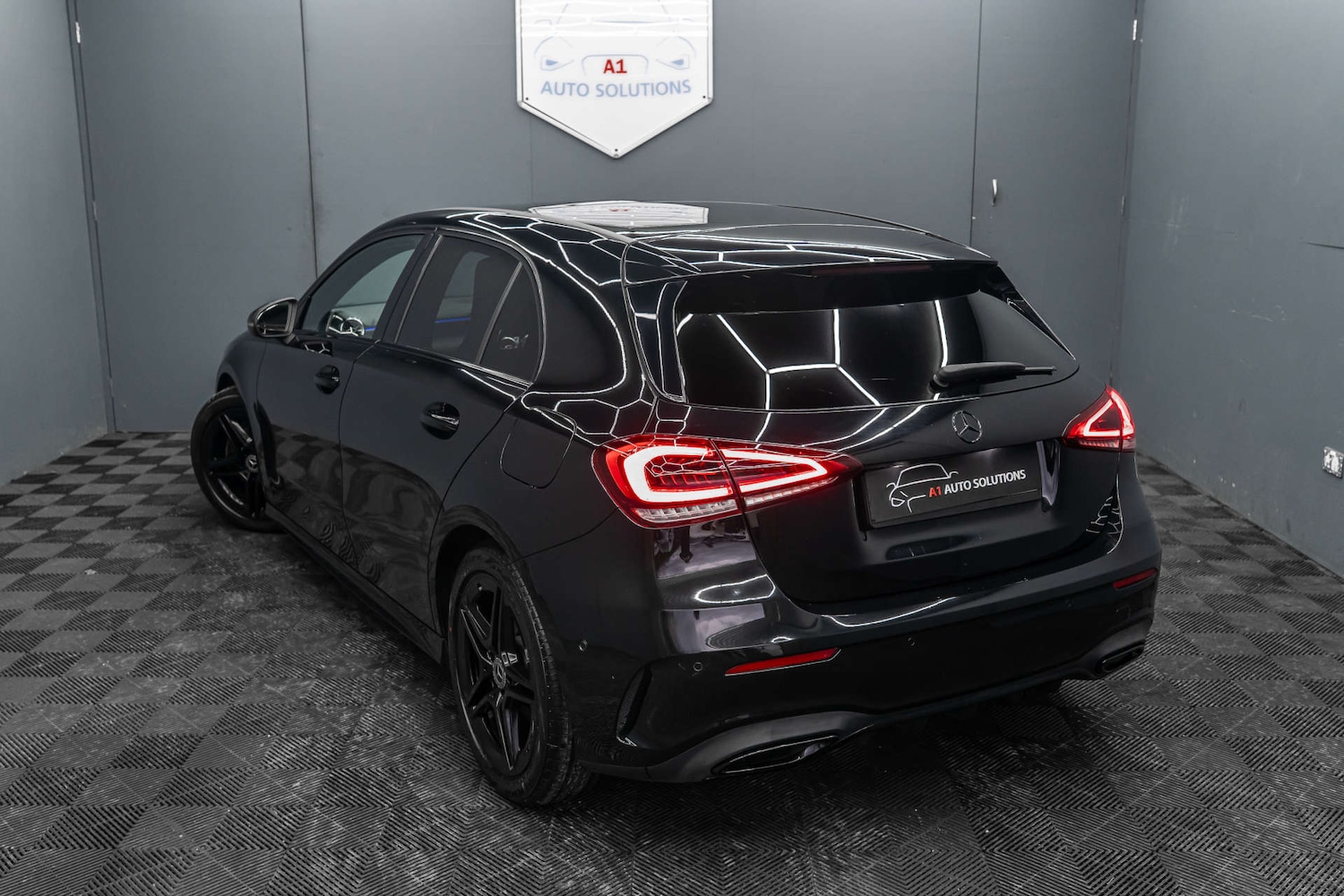 Used Mercedes-Benz A-Class 2018 for sale - 78015628: Photo 3