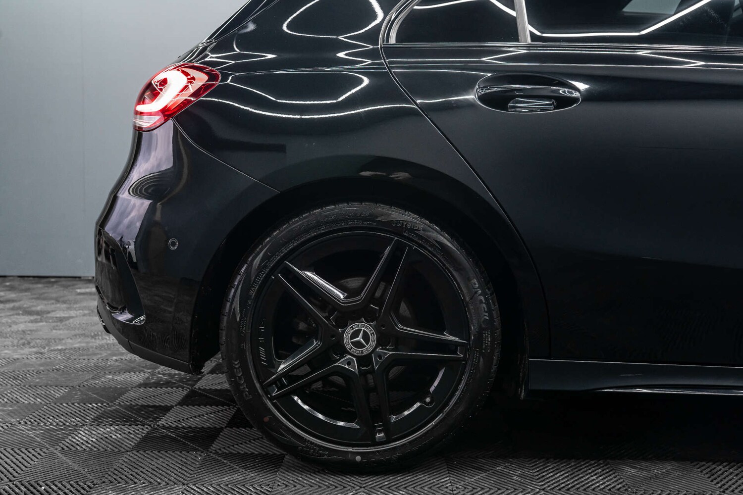 Used Mercedes-Benz A-Class 2018 for sale - 78015628: Photo 7