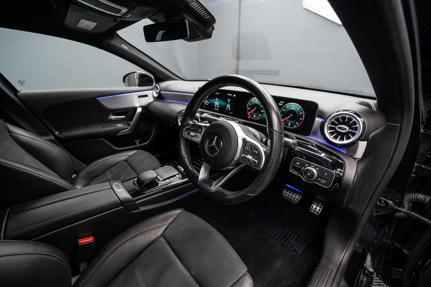 Used Mercedes-Benz A-Class 2019 for sale - 78015632: Photo 37