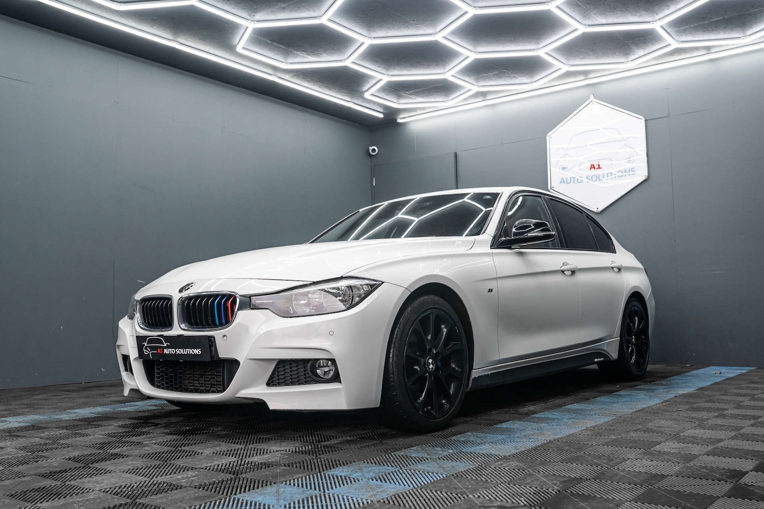 Used BMW 3 Series 2015 for sale - 78015661: Photo 27