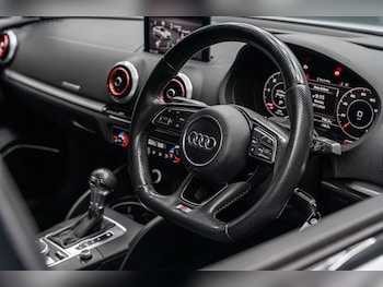 Used Audi A3 2017 for sale - 79272084: Photo