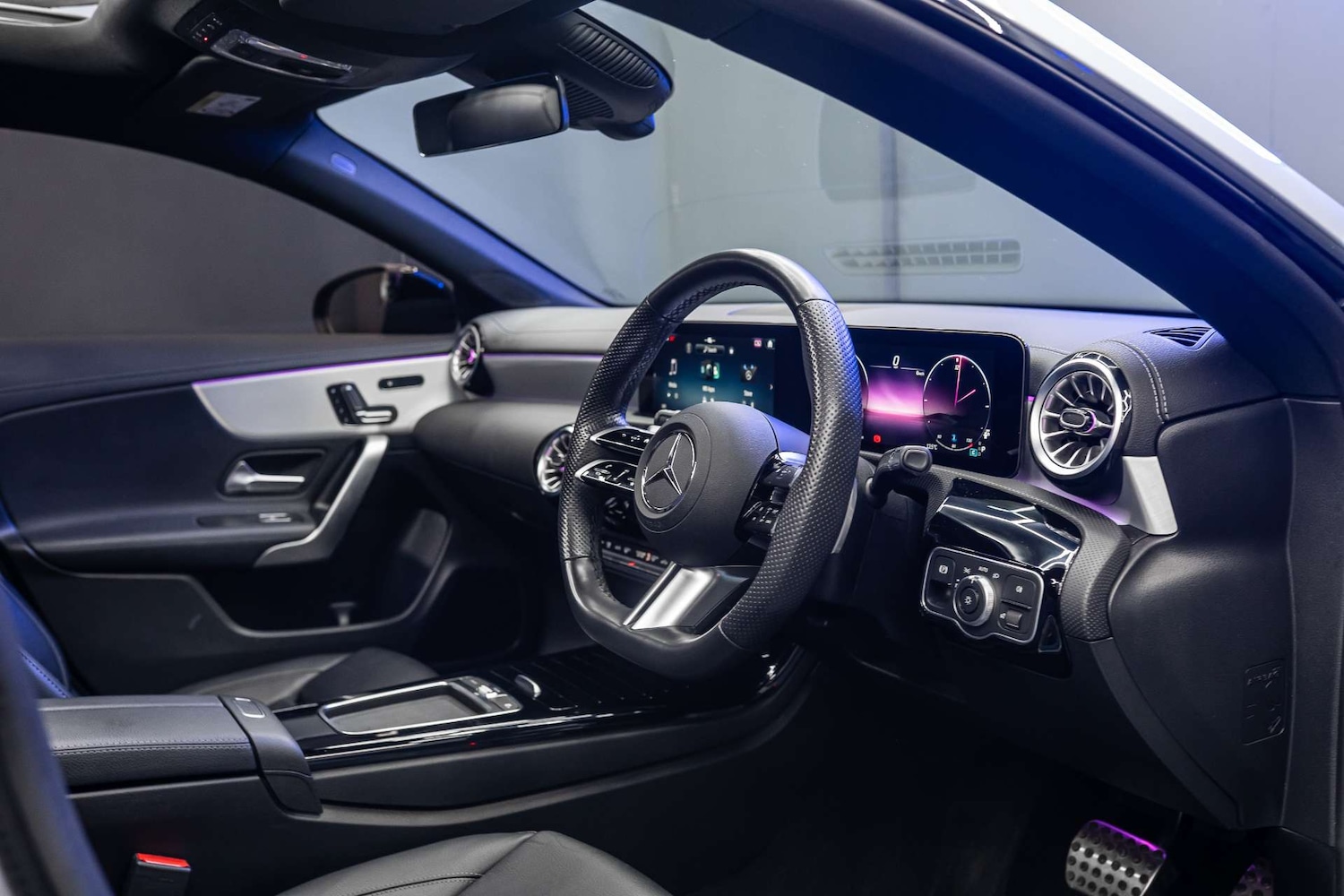 Used Mercedes-Benz CLA 2024 for sale - 78015641: Photo 2