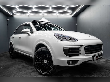 Used Porsche Cayenne 2016 for sale - 78272538: Photo