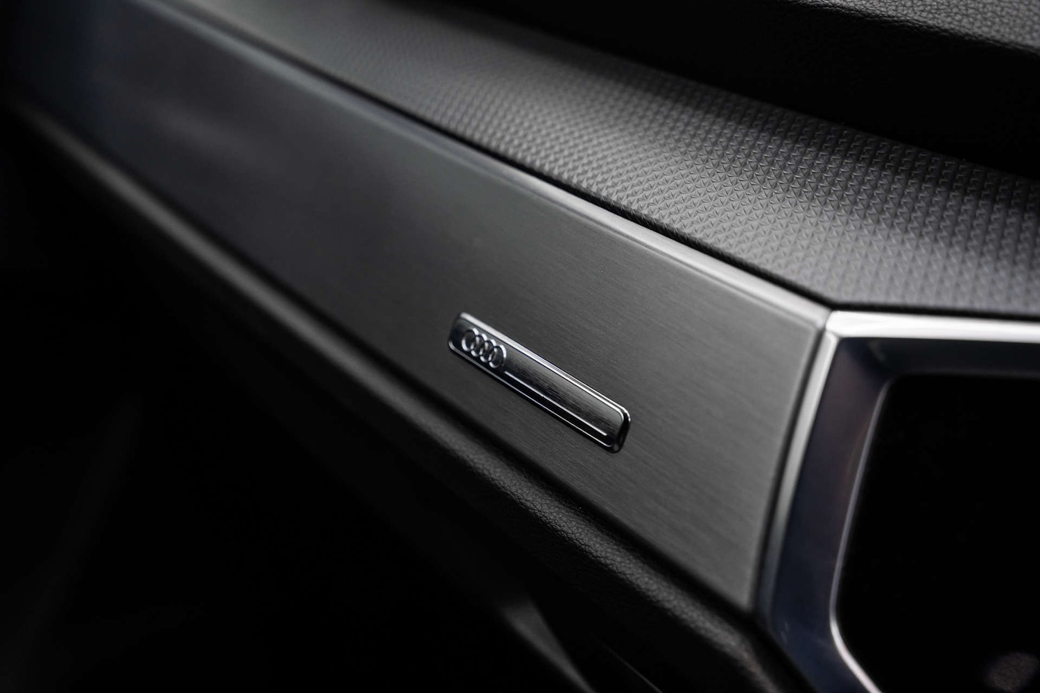 Used Audi Q3 2020 for sale - 78108384: Photo 35